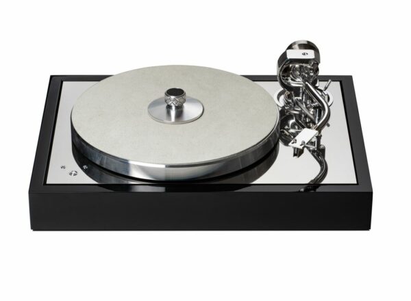 Pro-Ject-The-Classic-Reference in der Ausführung Piano/Silver