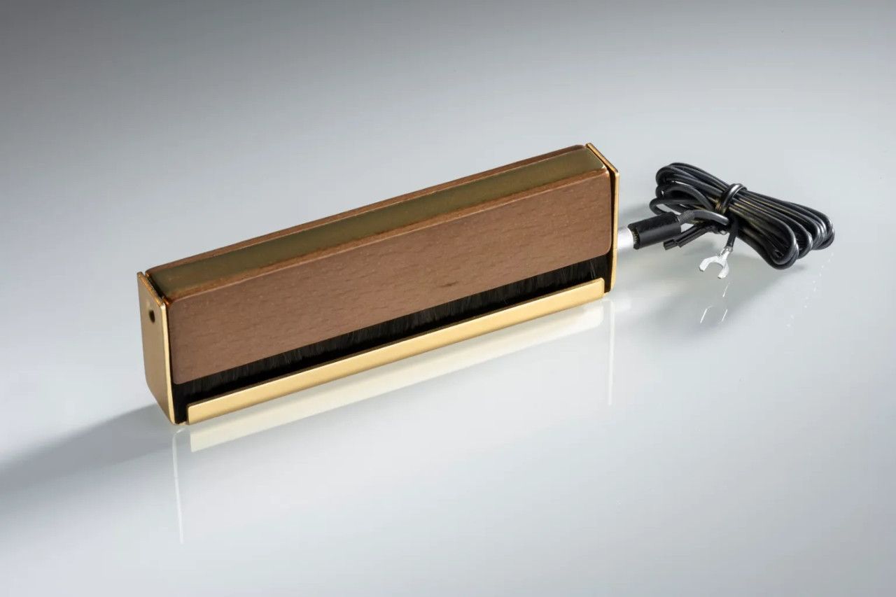 project_brushitpremium_hifi-stenz Pro-Ject Brush it Premium