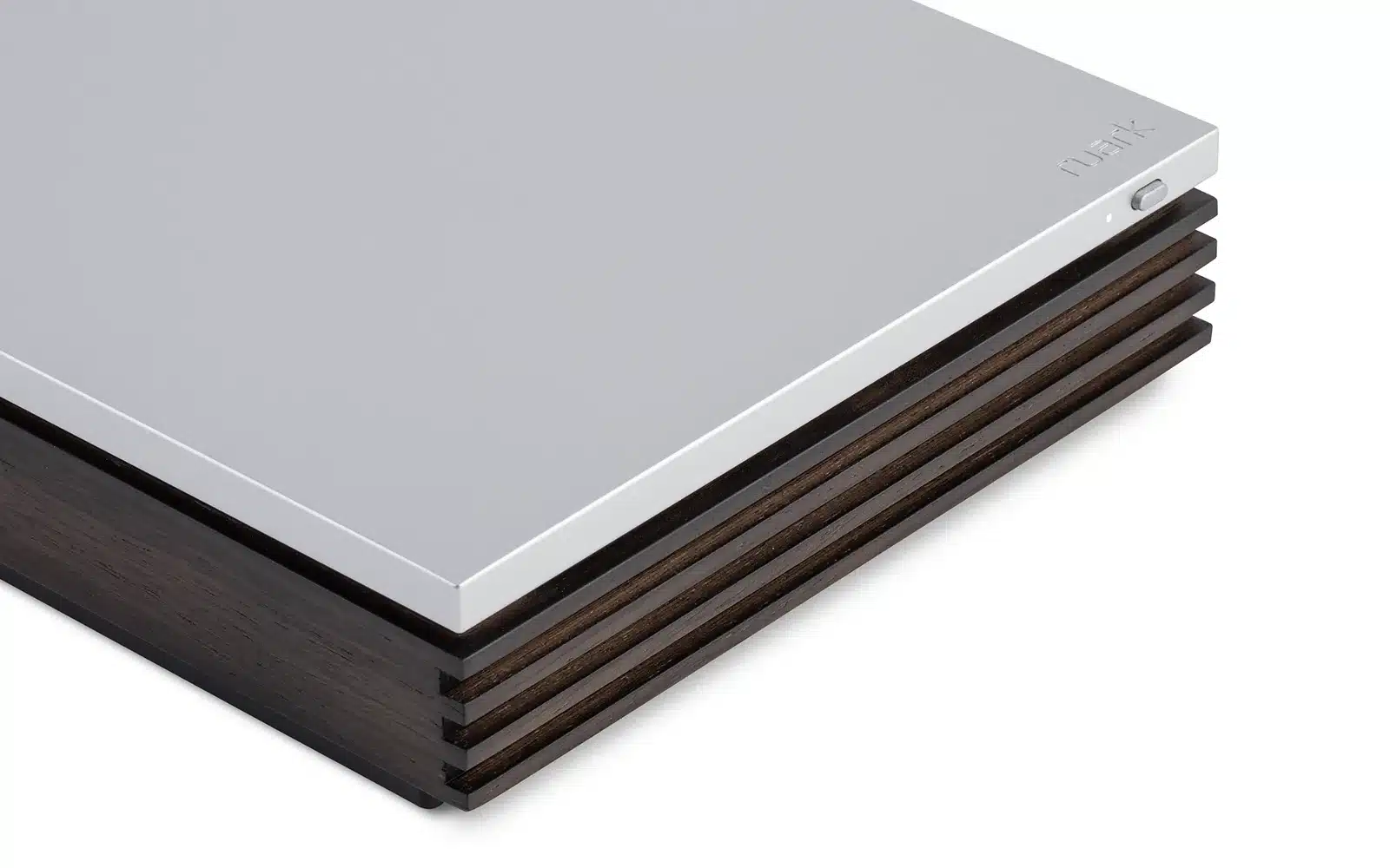 1600x1000_Ruark-Audio_CDebony_angle