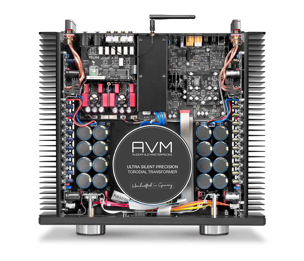 AVM Ovation A 8.3 Black Inside