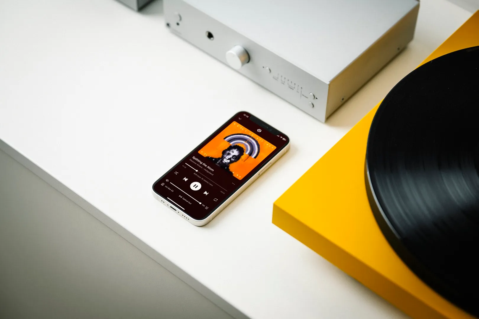 Pro-Ject Uni Box S3 Lifestyle