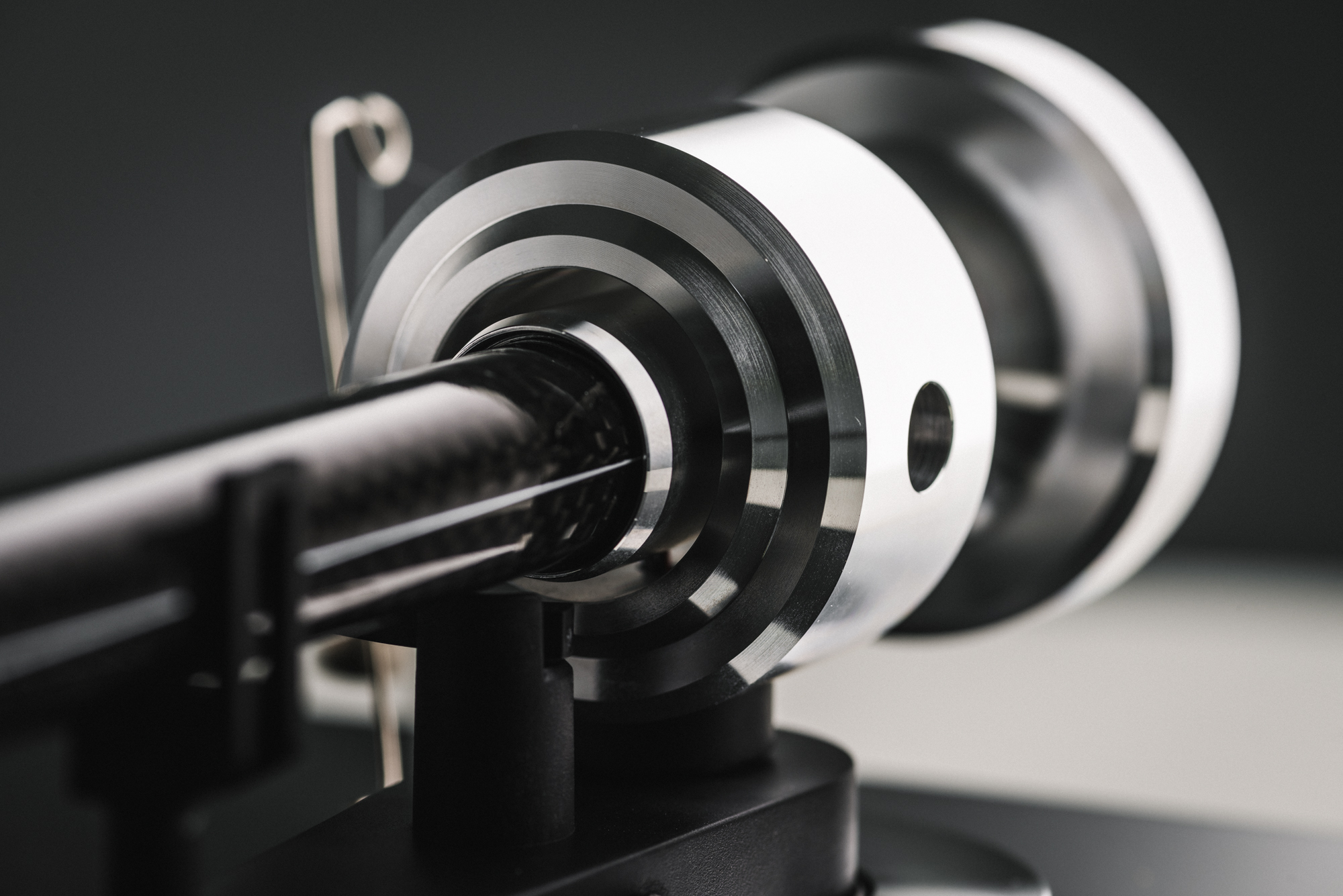 Pro-Ject Debut Reference 10 Plattenspieler Detailfoto Tonarmeinstellung
