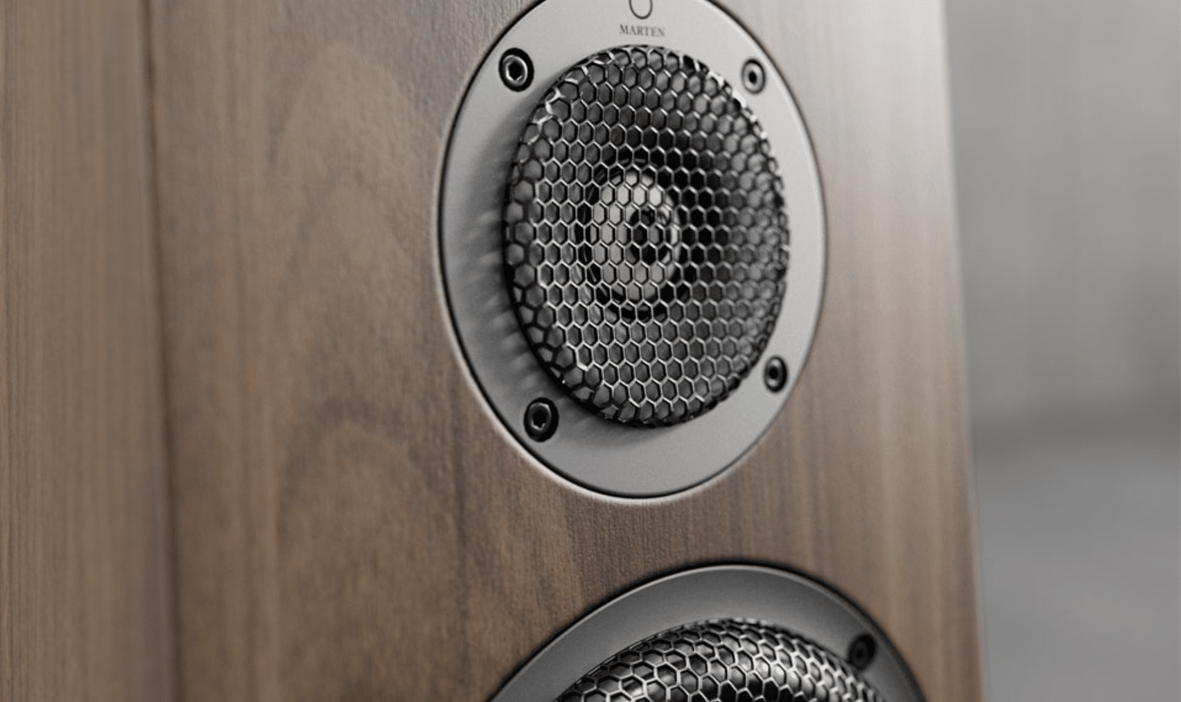 Oscar Trio speaker