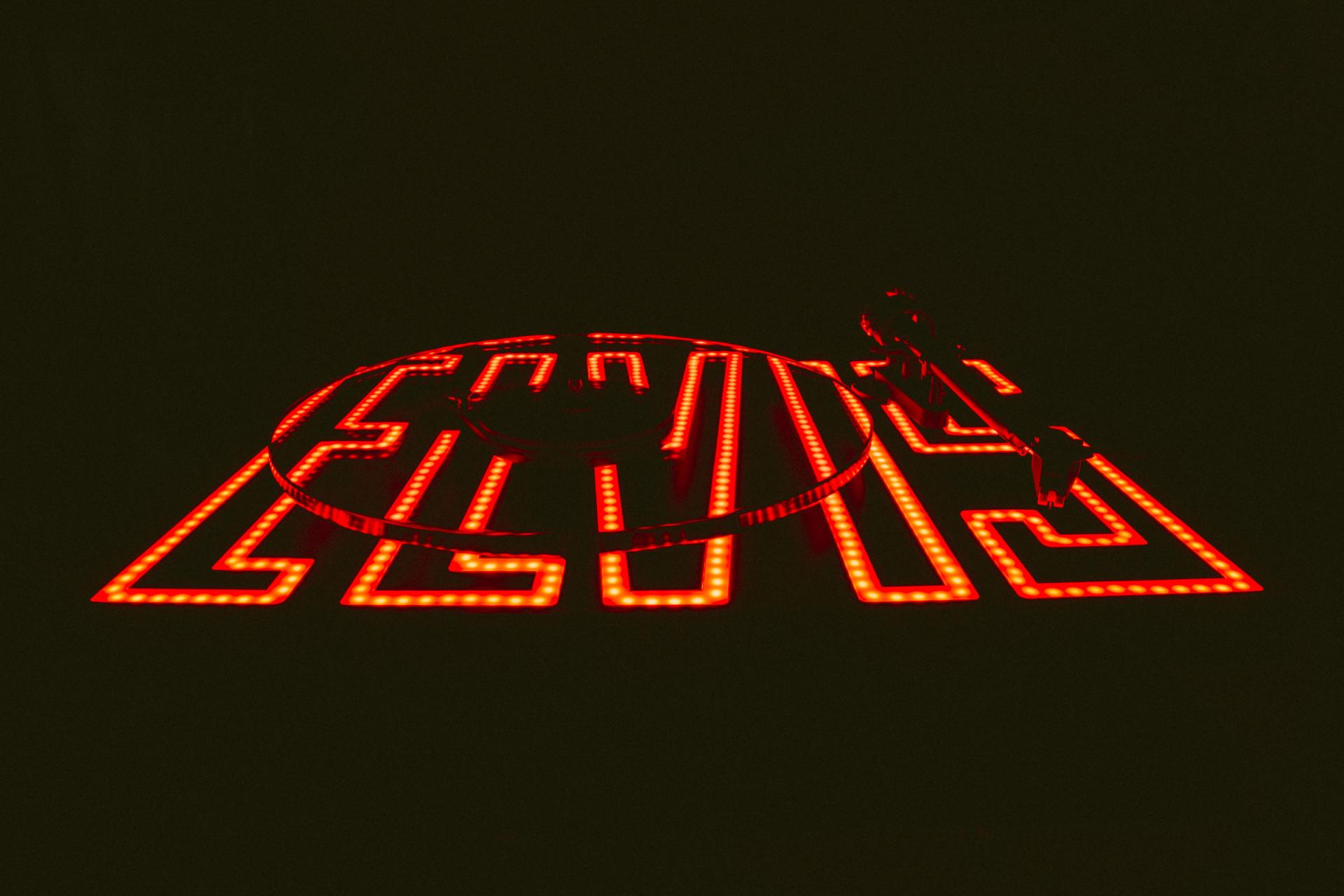 pro-ject-elvis-plattenspieler-lifestyle Pro-Ject Elvis Turntable