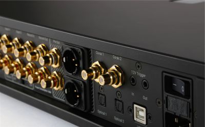 rega_MERCURY_back-near