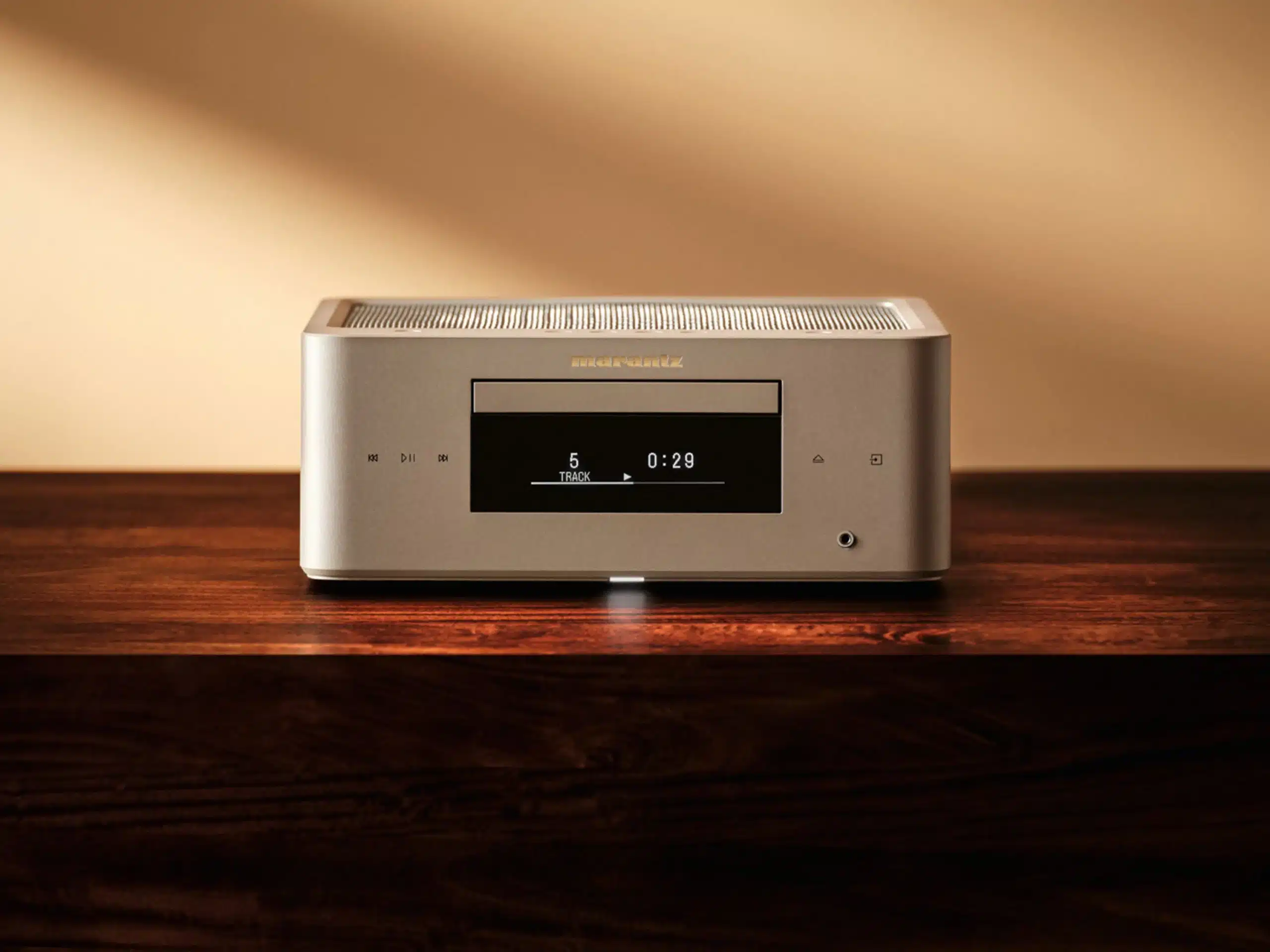 Marantz MCR 60n DAB Champagner Lifestyleprodukt