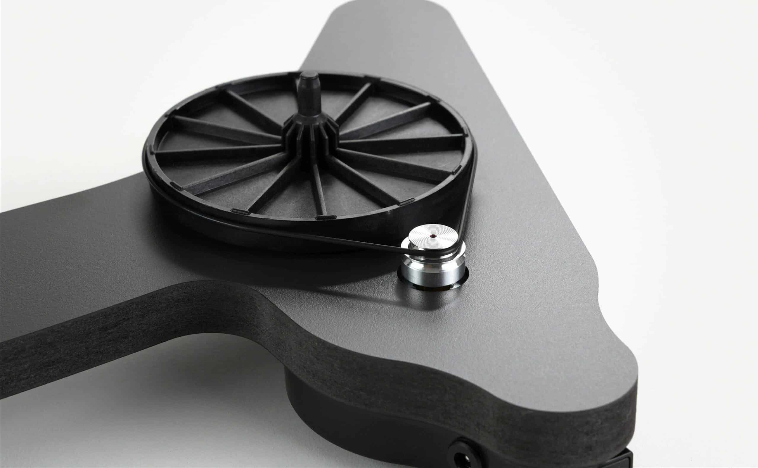 Rega Reply Plattenspieler Riemenantrieb